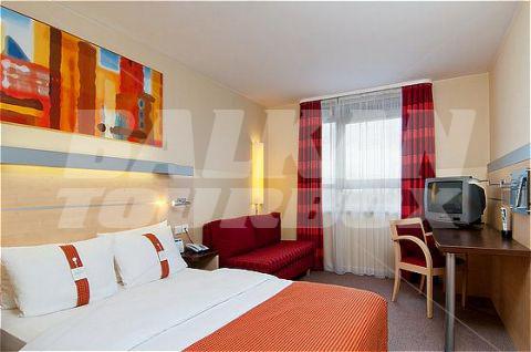 holiday in Express By Holiday Inn Duesseldorf North