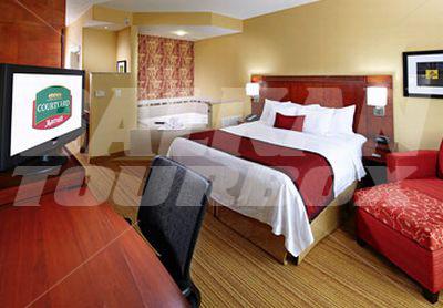 holiday in Courtyard by Marriott Pittsburgh West Homestead/Waterfront