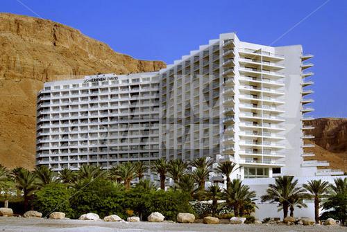 holiday in Le Meridien Dead Sea