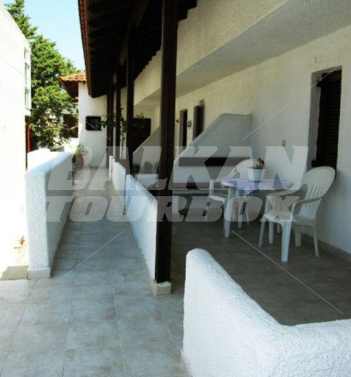 holiday in Tzogalis Apartments