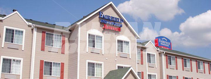 holiday in  Fairfield Inn & Suites by Marriott Kansas City North Near Worlds of Fun