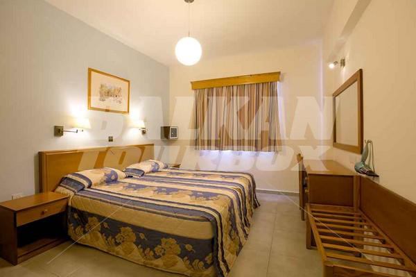 почивка в Kefalos Damon Hotel Apartments