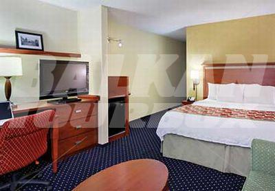 holiday in Courtyard by Marriott Little Rock Downtown