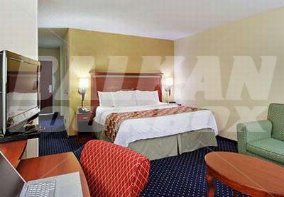 holiday in Courtyard by Marriott Little Rock Downtown