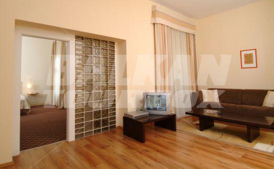 почивка в Mamaison Residence Izabella Budapest