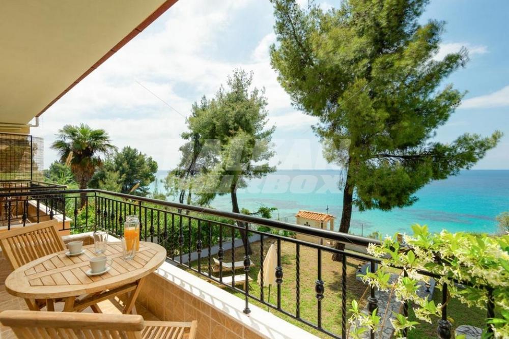 holiday in Beachfront Villa Possidi