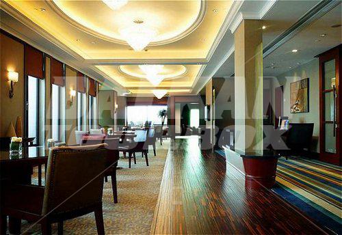 почивка в Crowne Plaza Century Park