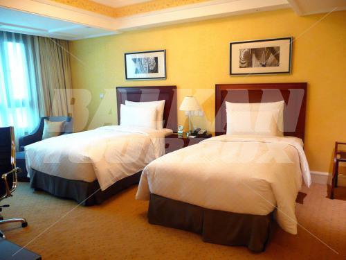 почивка в Crowne Plaza Century Park