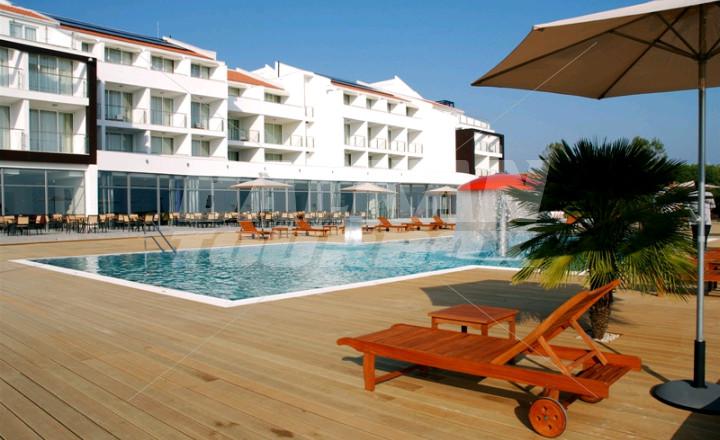 почивка в Iberostar Otrant Beach