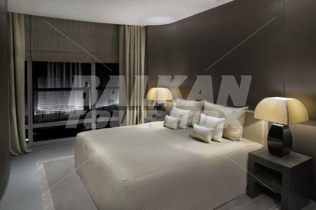 почивка в Armani Hotel Dubai