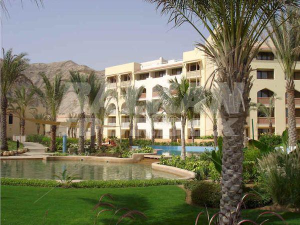 holiday in Shangri-La's Barr Al Jissah Resort & Spa - Al Bndar