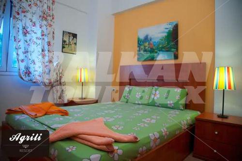 holiday in Agrili Apartments