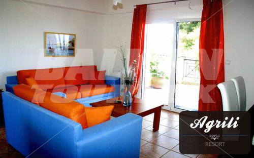 holiday in Agrili Apartments