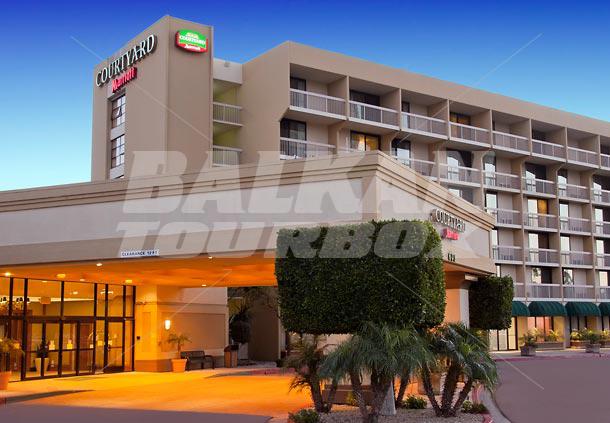 holiday in Courtyard by Marriott Oxnard Ventura