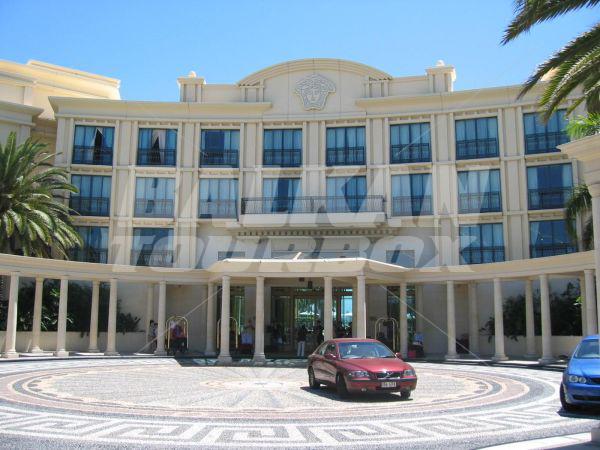 holiday in Palazzo Versace