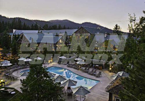 holiday in Tenaya Lodge at Yosemite National Park