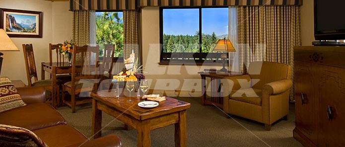 holiday in Tenaya Lodge at Yosemite National Park