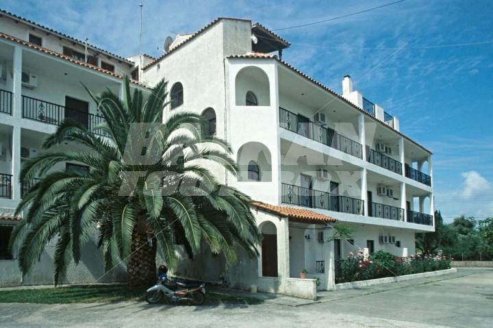 holiday in Bruskos Apartments