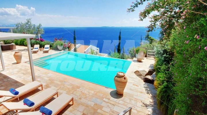 holiday in Barbati - villa 03, 4 bedrooms