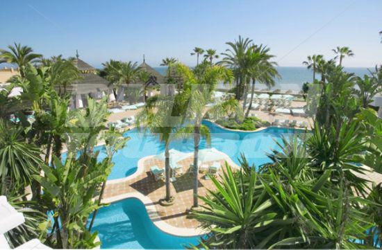 почивка в Don Carlos Leisure Resort and Spa