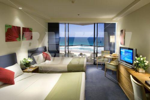 holiday in Gold Coast International