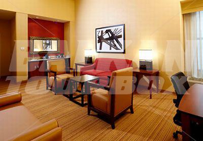 holiday in Courtyard by Marriott Pittsburgh Downtown