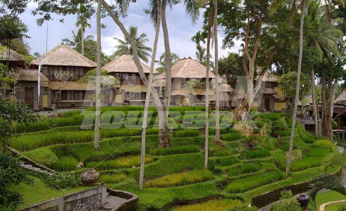 почивка в Kamandalu Resort and Spa