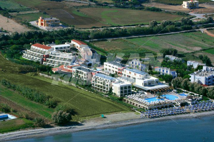 почивка в  Hydramis Palace Beach Resort