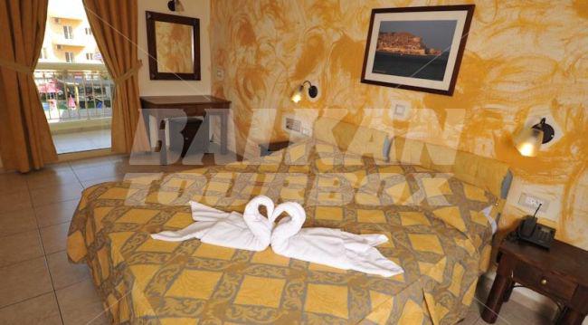 почивка в Michalis Apartments Hotel