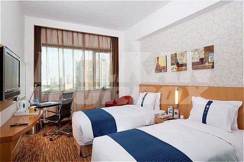 почивка в Holiday Inn Express Wangjing