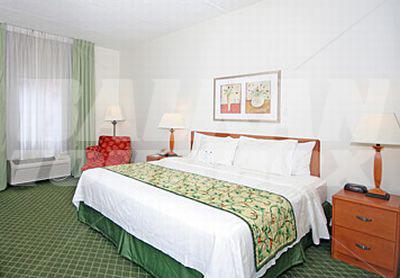 holiday in Fairfield Inn by Marriott Asheville Airport