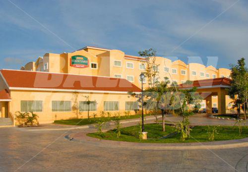 holiday in Courtyard Marriott Cancun