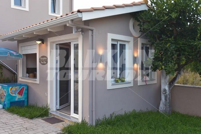 holiday in Villa Theodora