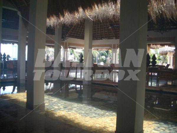 holiday in Punta Cana Resort & Club