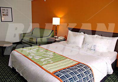 holiday in Fairfield Inn by Marriott Kansas City Downtown/Union Hill