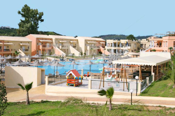 почивка в  Aqualand Resort Corfu