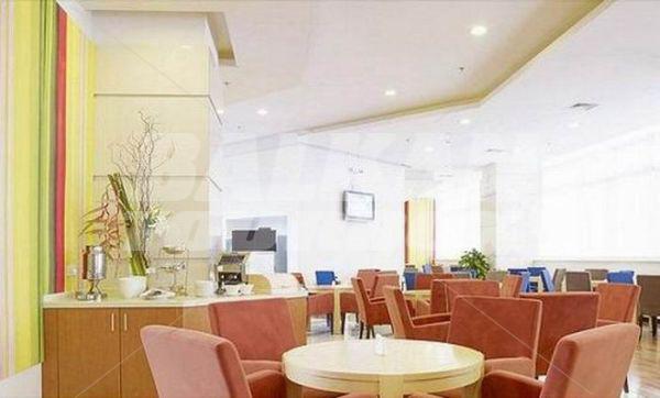 почивка в Holiday Inn Express Zhabеi