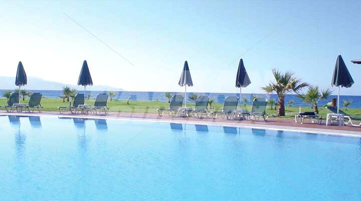 почивка в Sunprime Platanias Beach Suites and Spa