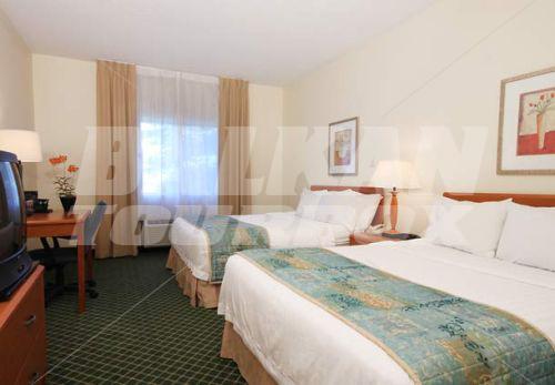 holiday in Fairfield Inn by Marriott Minneapolis Coon Rapids