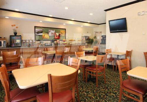 holiday in Fairfield Inn by Marriott Minneapolis Coon Rapids