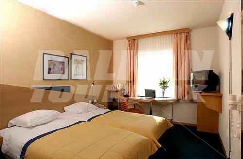 holiday in Express By Holiday Inn Geneva Airport