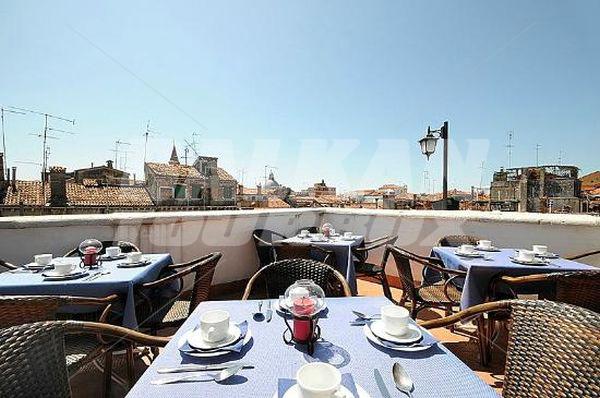 holiday in Locanda Antica Venezia Hotel