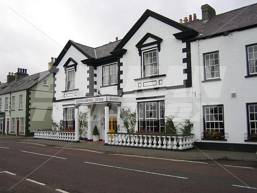 holiday in Londonderry Arms