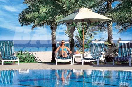 почивка в Le Royal Meridien Beach Resort & Spa