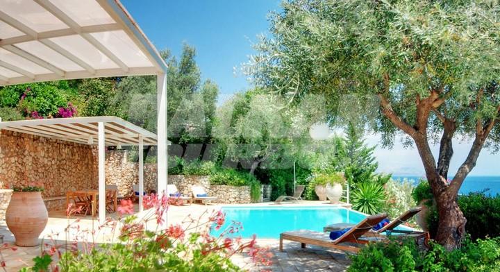 holiday in Barbati - villa 04, 4 bedrooms