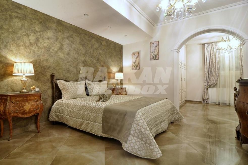 holiday in Luxury Villa in Corfu