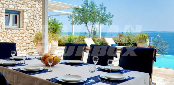 holiday in Corfu Luxury Villas