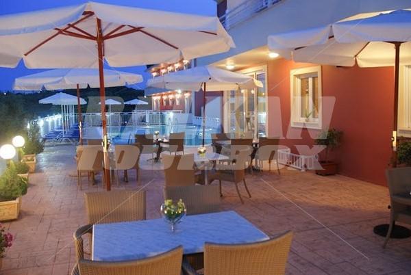 почивка в Zante Pantheon Hotel