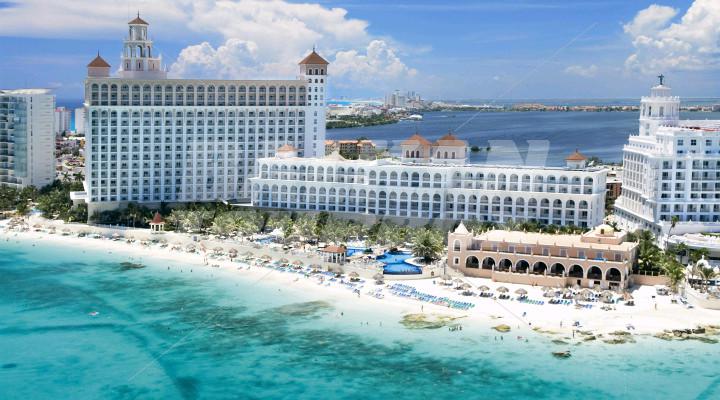 holiday in Riu Cancun