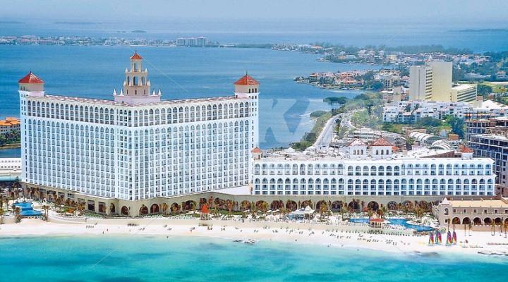 holiday in Riu Cancun